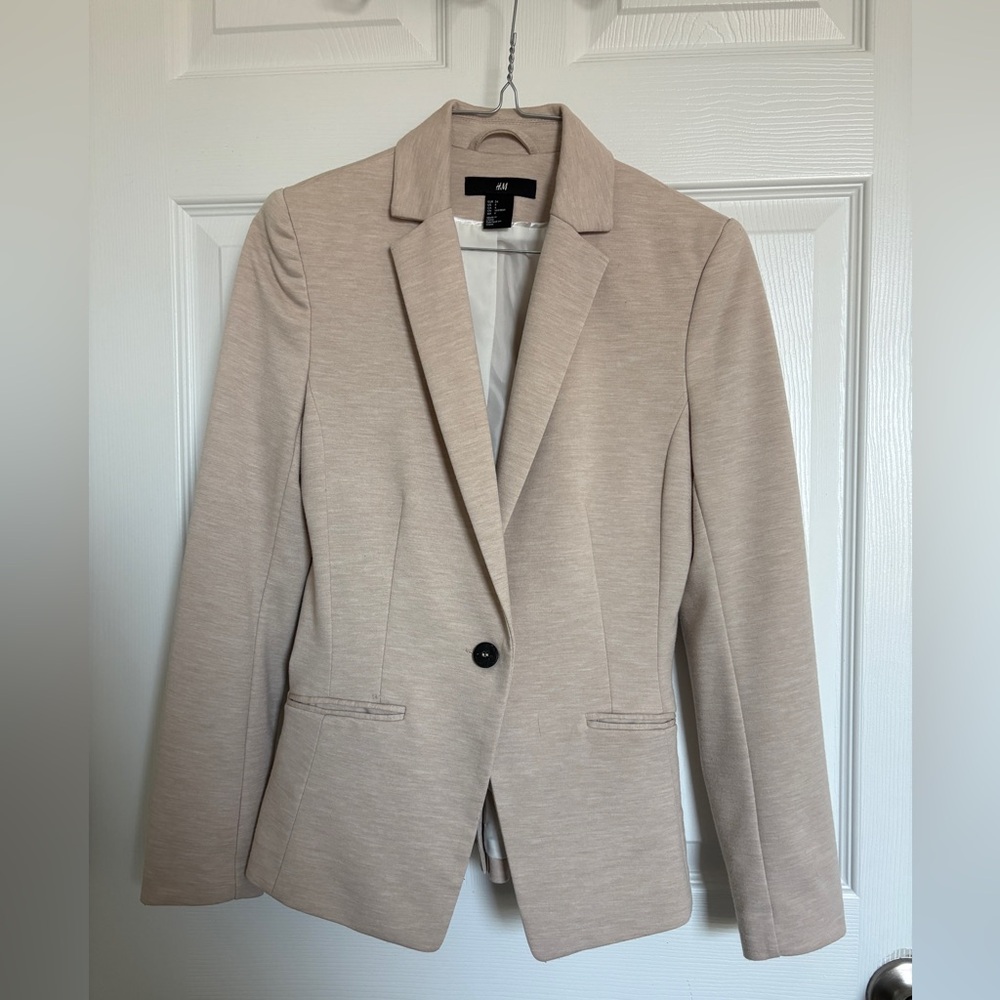 H&M Women's Light Tan Blazer
